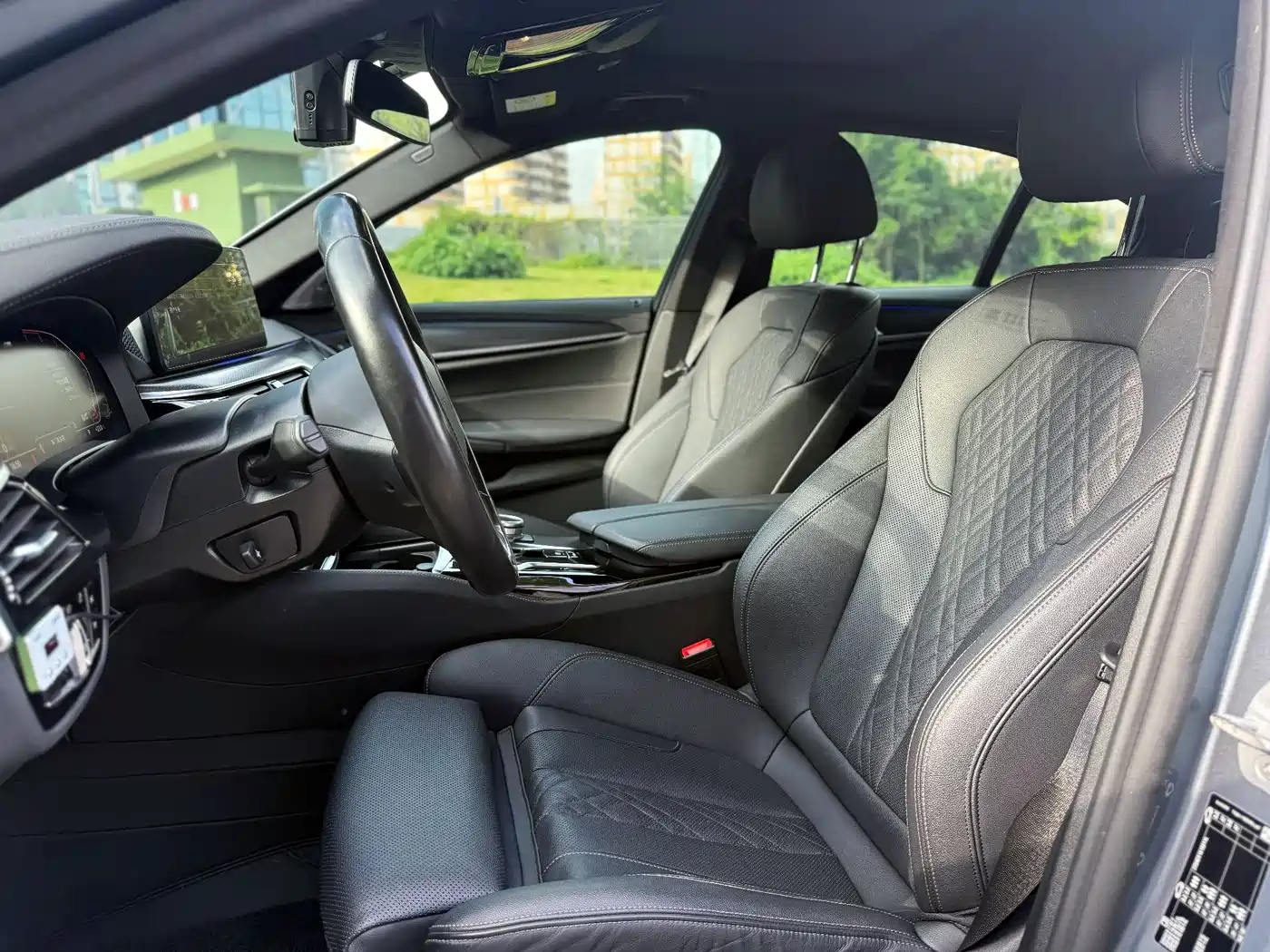 BMW 5 Series (Import) 2021 525i M Sport Package фото 13