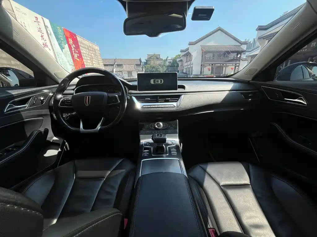 Фото 9 - Hongqi H5