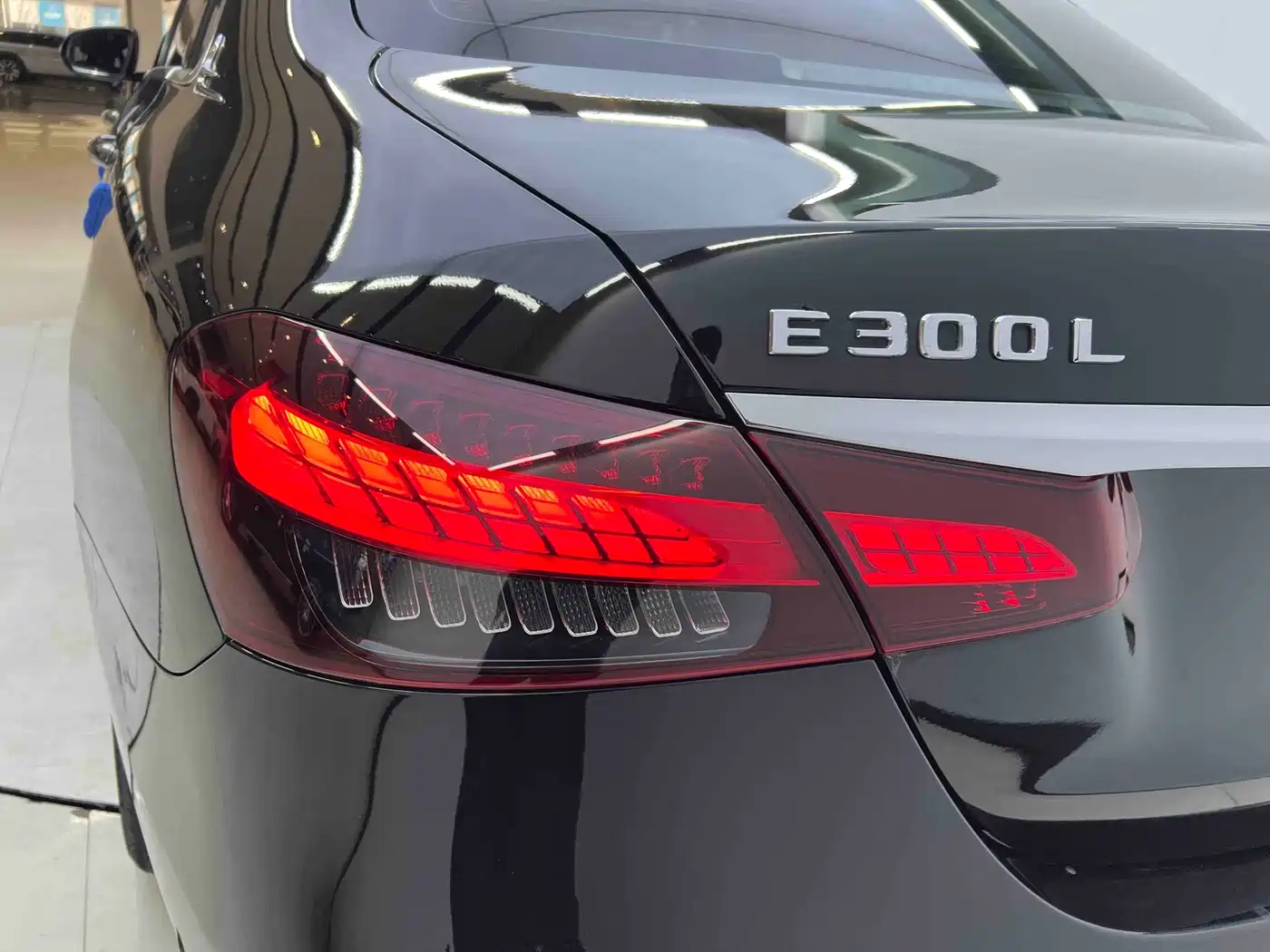 Mercedes-Benz E-Class 2022 E 260 L фото 8