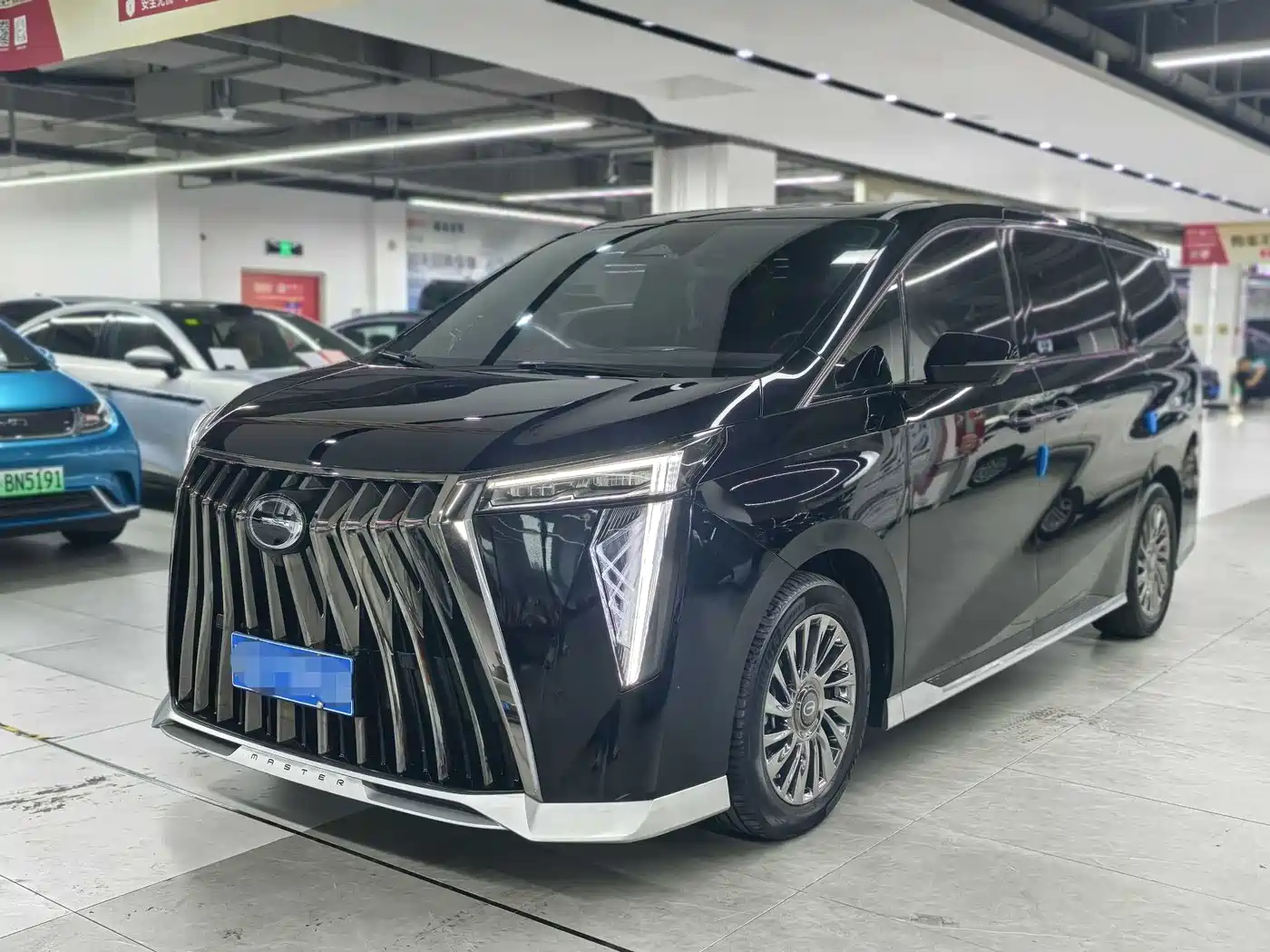 GAC Trumpchi Trumpchi M8 2023 Model Master Series 400T Flagship Edition