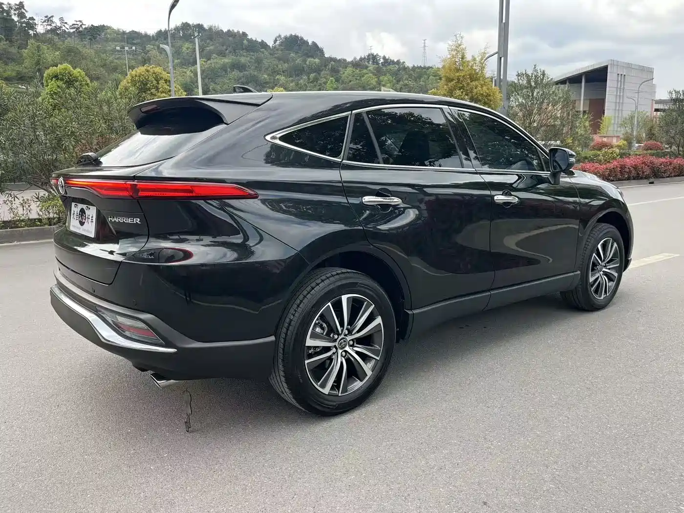 TOYOTA LING FANG HARRIER