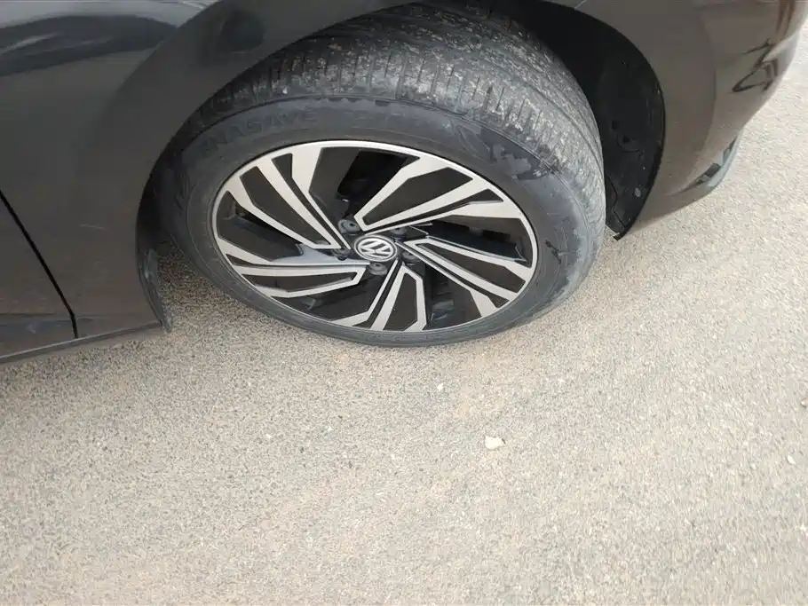 Volkswagen Sagitar 2021 280TSI DSG Surpassing Edition фото 6