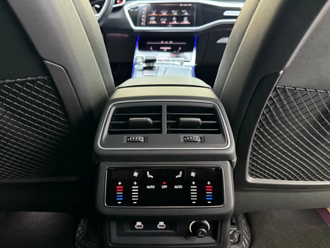 Audi A7L 2022 45 TFSI S-line Dream Builder Crystal Package фото 9