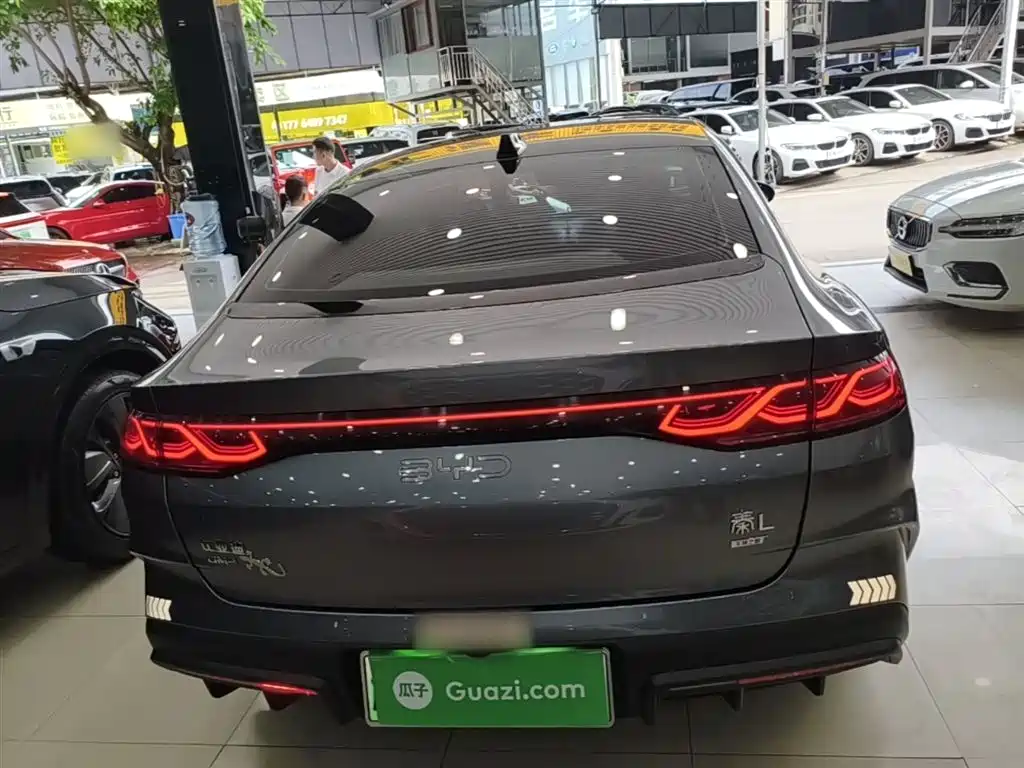 BYD Qin L 2025 DM-i Smart Drive Edition 80KM Leading фото 6