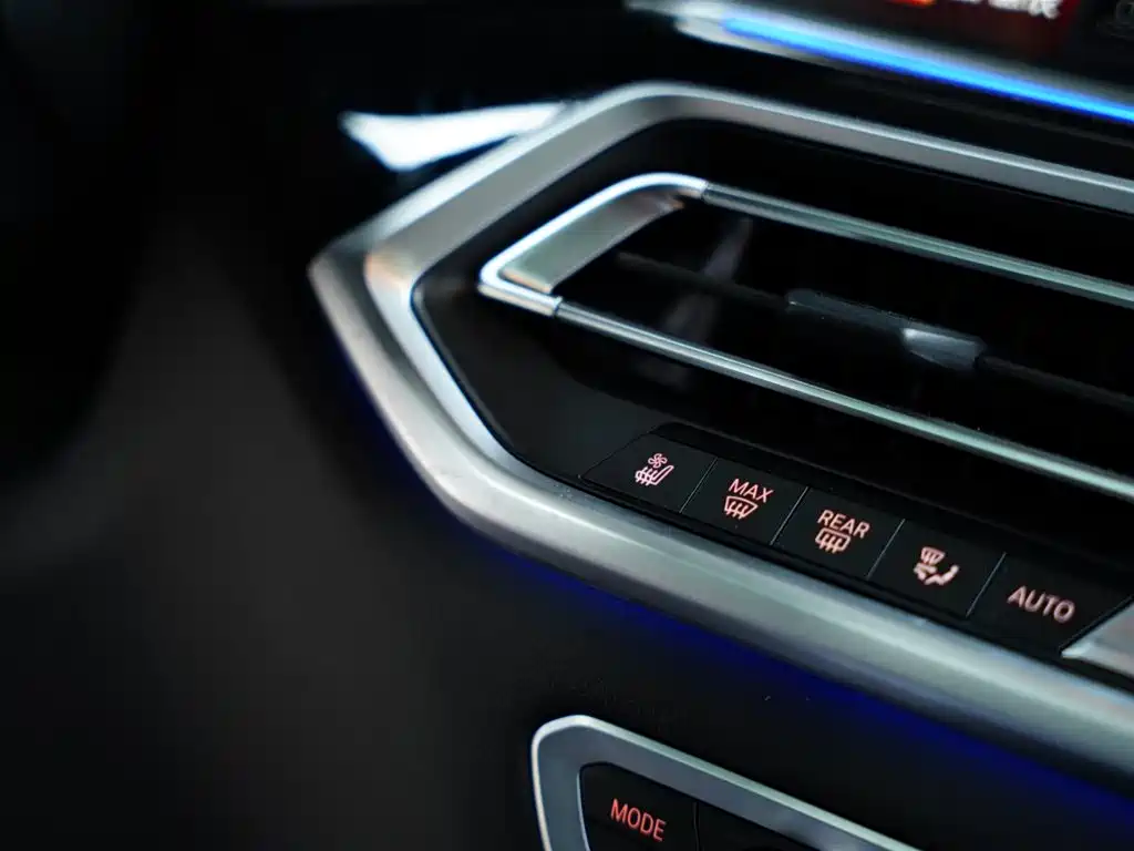 BMW X6 M 2022 X6 M фото 46