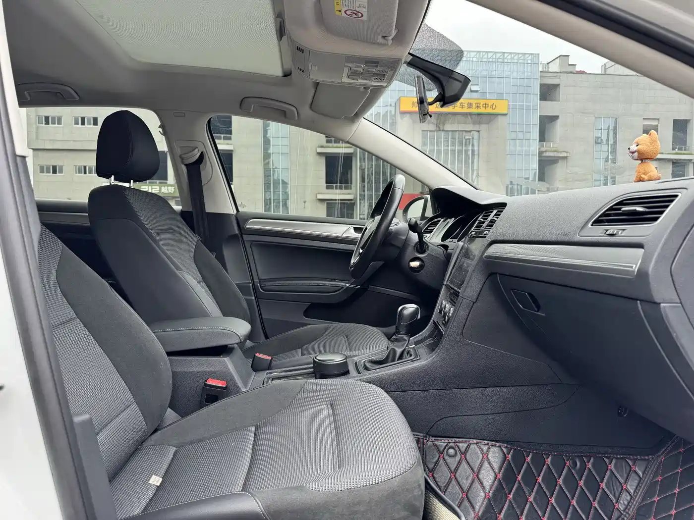 Volkswagen Golf 2020 280TSI DSG Comfort фото 9