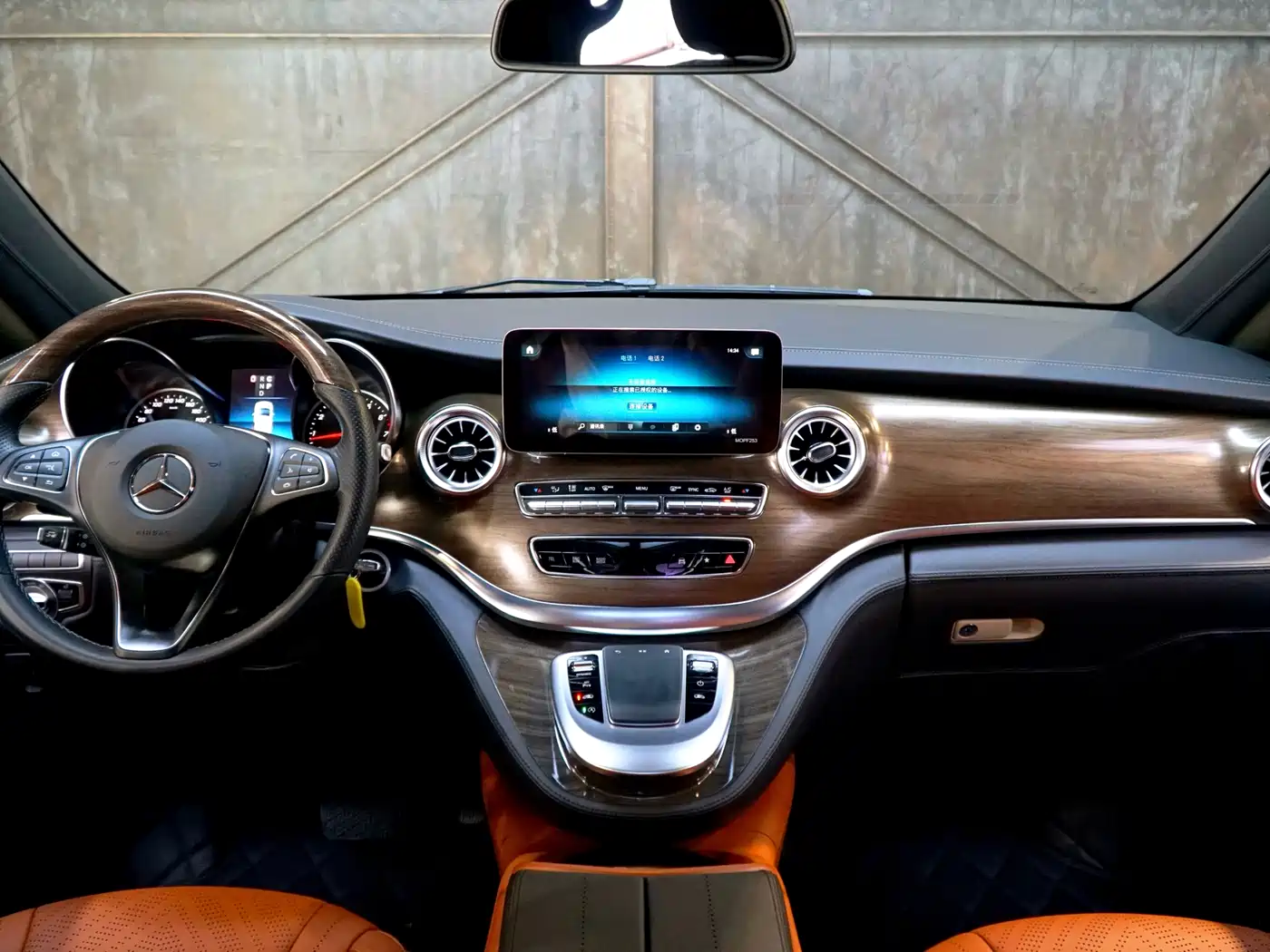 MERCEDES-BENZ V CLASS