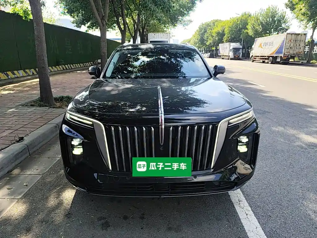 2023 Hongqi E-HS9