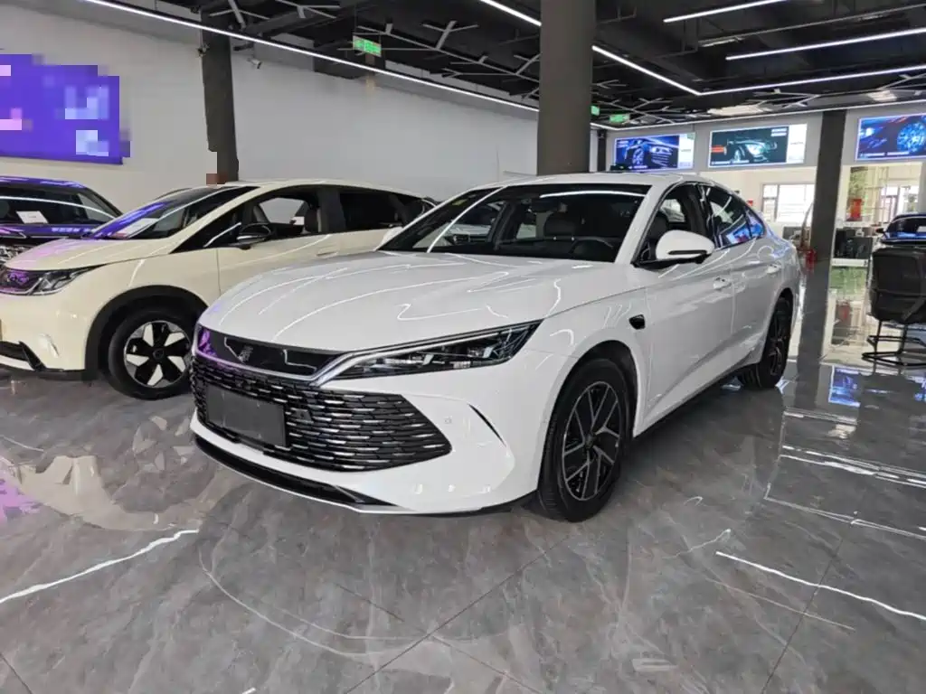 BYD Qin L 2025 2025 DM-i Smart Drive Edition 120KM Surpassing