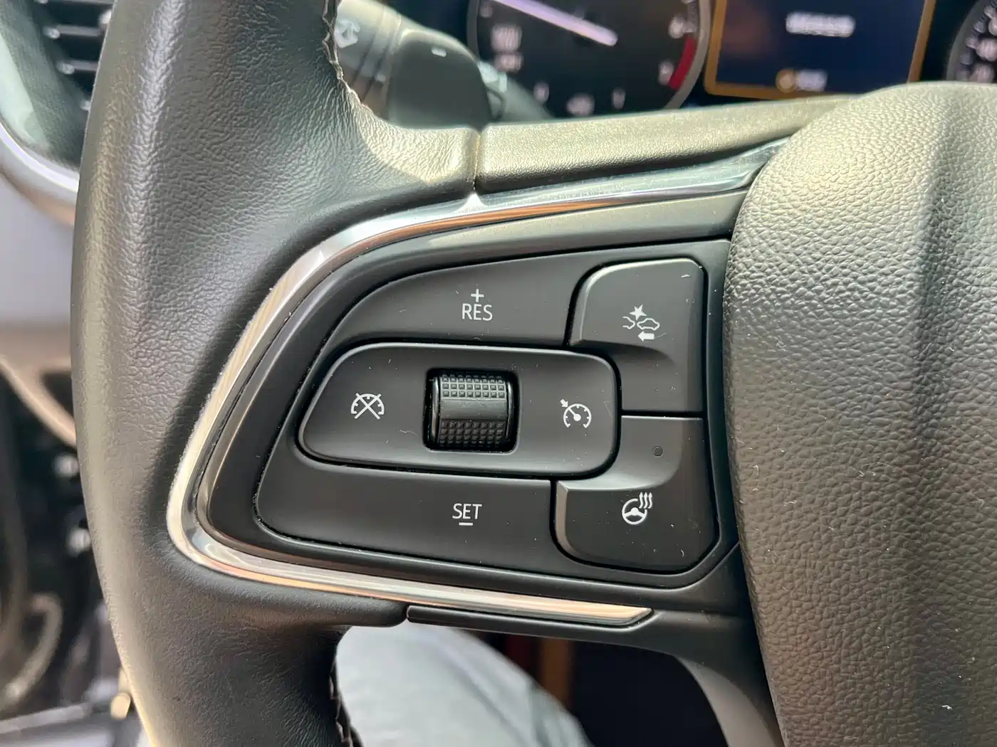 BUICK ANGKEWEI PLUS