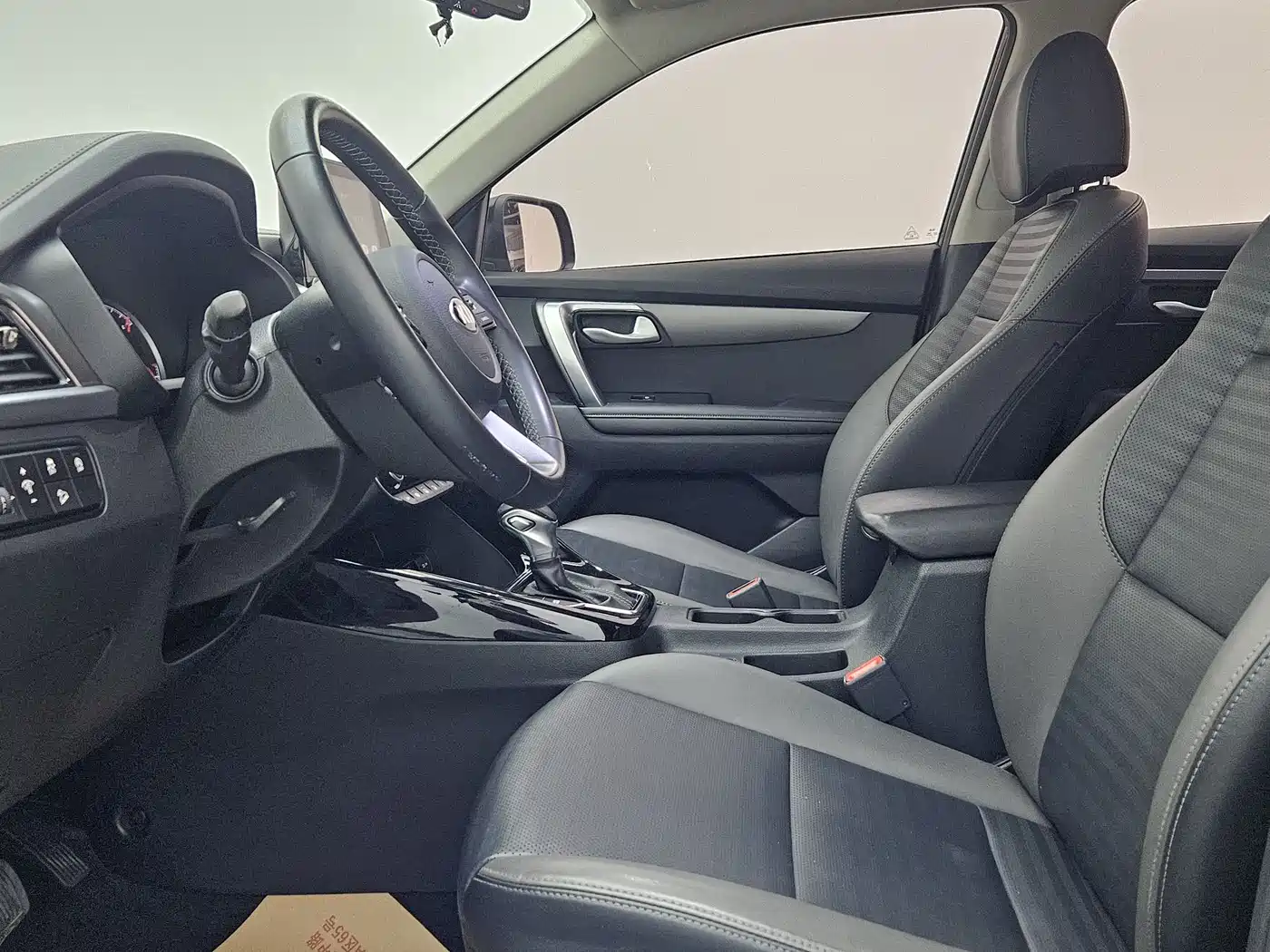 Kia Sportage 2019 2.0L Automatic Smart Luxury Edition фото 9