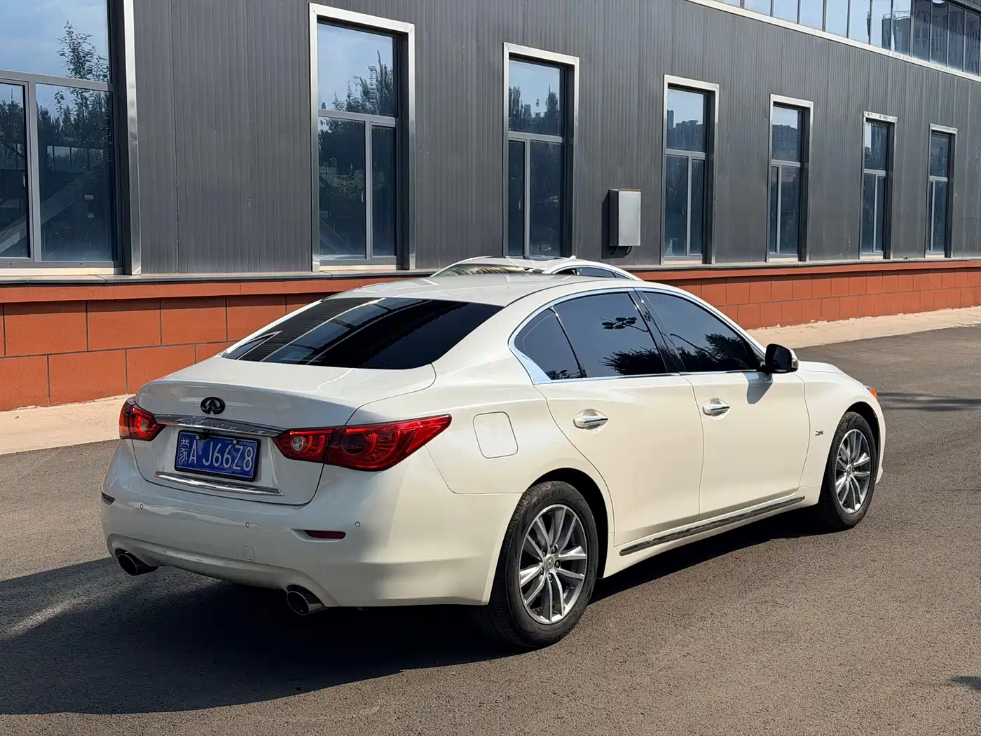 Фото 5 - Infiniti Q50L