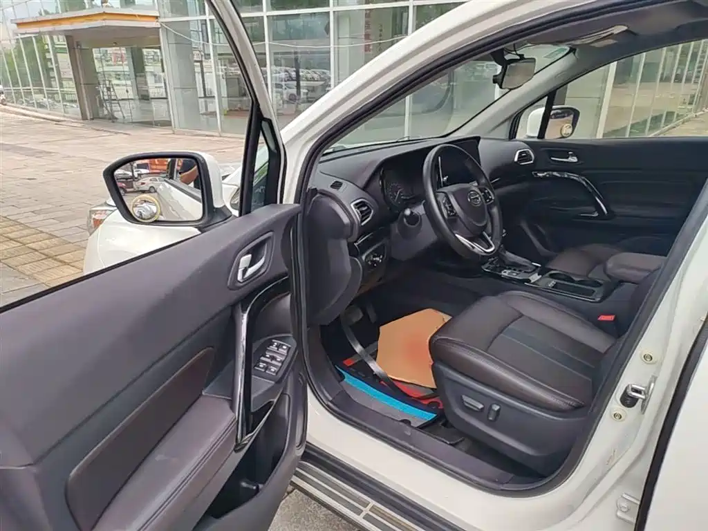 GAC Trumpchi Trumpchi GS4 2018 235T Automatic 2WD Luxury Smart Connect фото 16