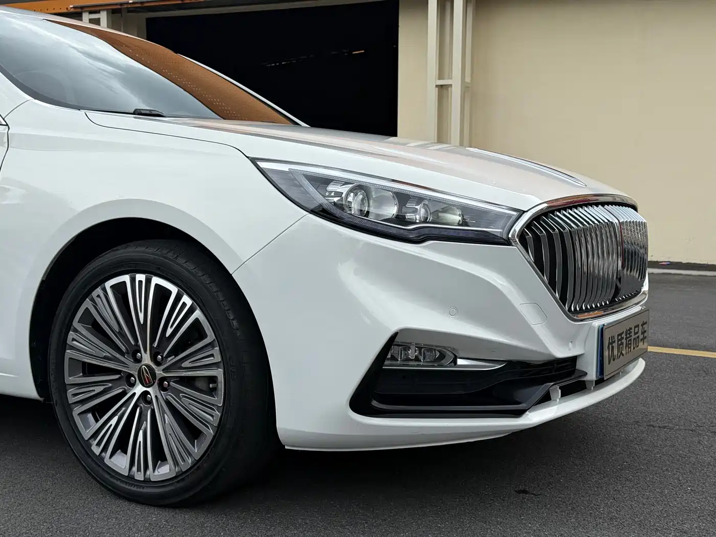 Hongqi H5 2022 Classic 1.5T DCT Flag Rhythm Edition фото 5
