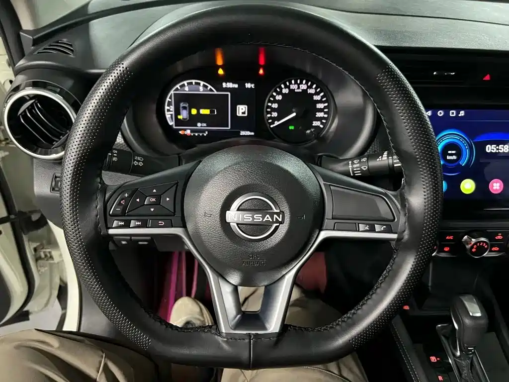 Nissan Kicks 2025 2023 Model Spirited 1.5L Dynamic Fashion Edition