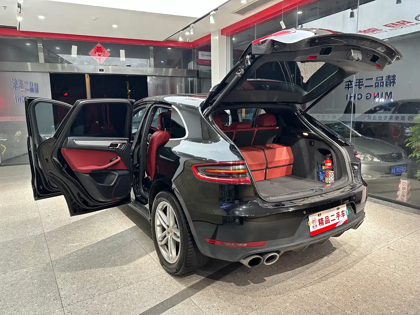Porsche Macan 2014 Macan S 3.0T фото 22