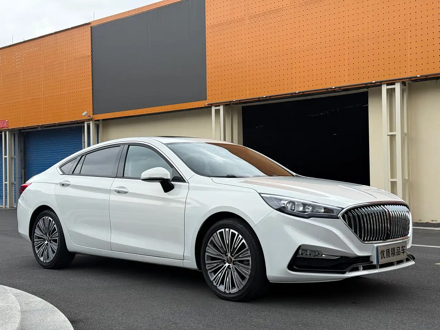 Hongqi H5 2022 Classic 1.5T DCT Flag Rhythm Edition фото 2