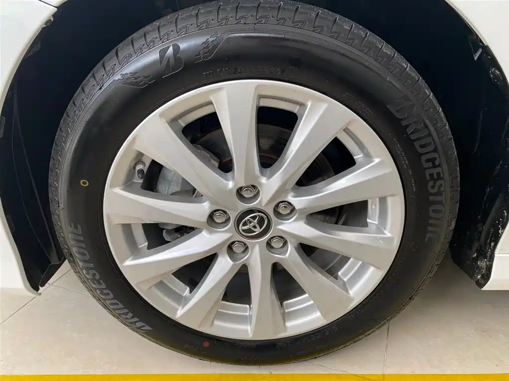 Toyota Camry 2019 2.0G Luxury (China V) фото 17