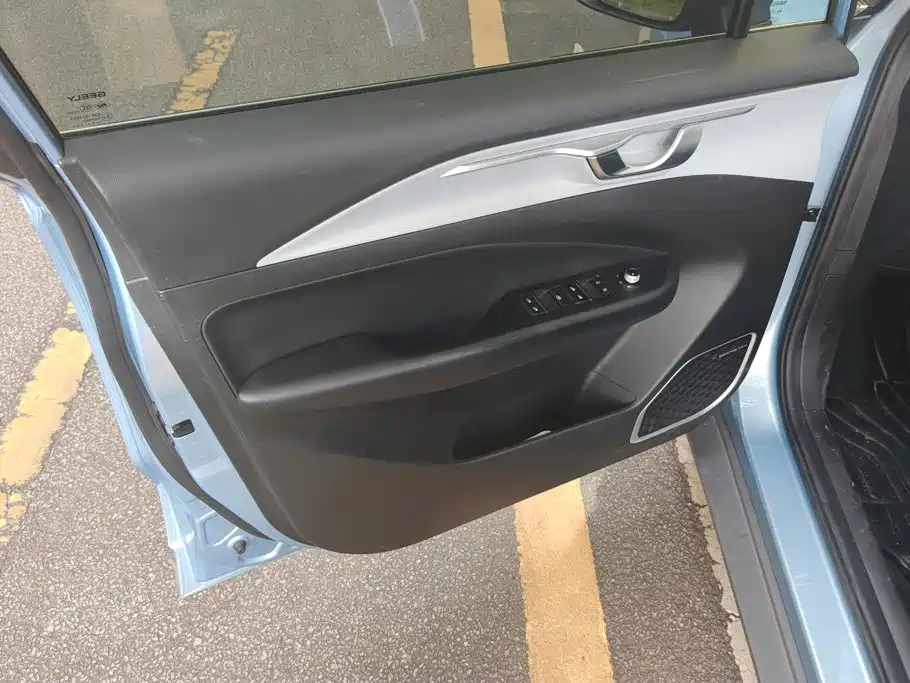 Geely Geometry C 2020 2020 Preferred Range Edition 400KM C+ Pro
