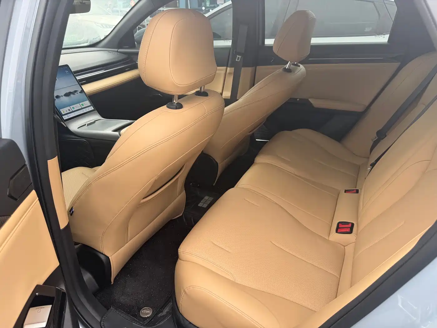 Geely Galaxy Galaxy L6 2023 Model 125km PLUS фото 12