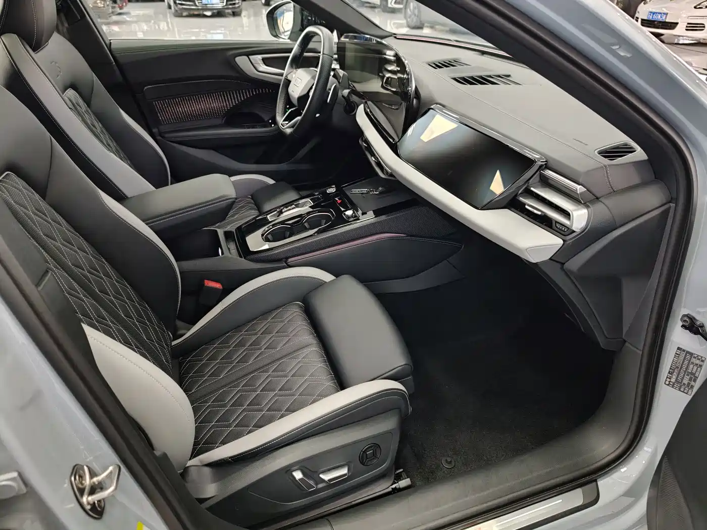 Audi A5L 2025 2025 2.0T Sport Edition quattro