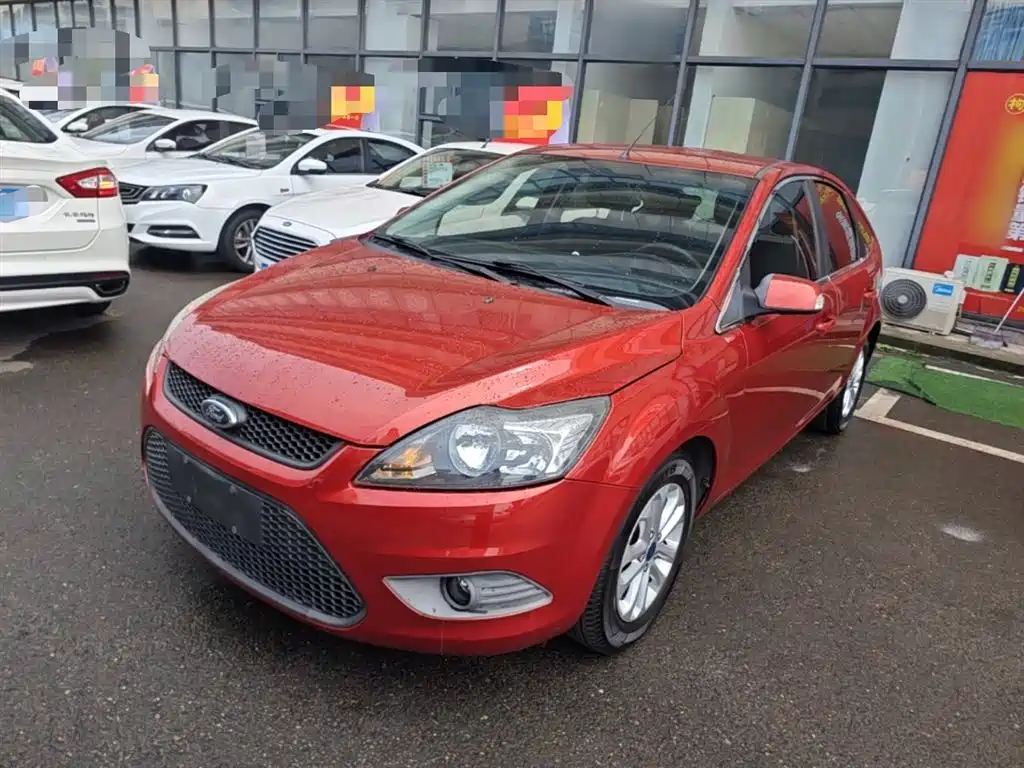 Фото 1 - Ford Focus