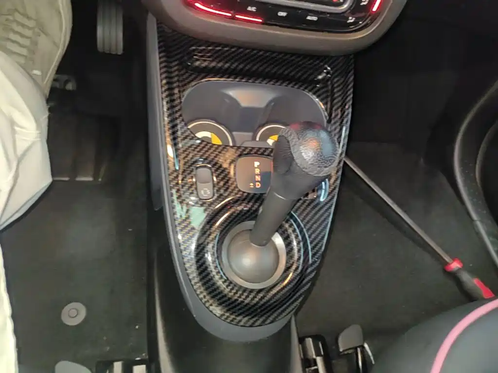 smart fortwo 2019 2018 1.0L 52kW Hardtop Passion Edition China V