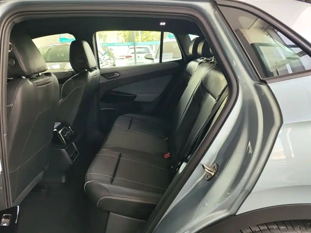 Volkswagen ID.4 X 2025 Smart Pure Intelligent Edition фото 17