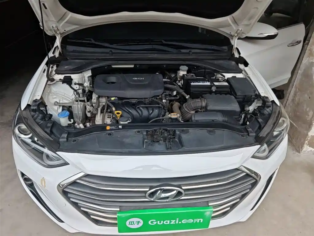 Hyundai Elantra 2016 Model 1.6L Automatic Smart Elite фото 20