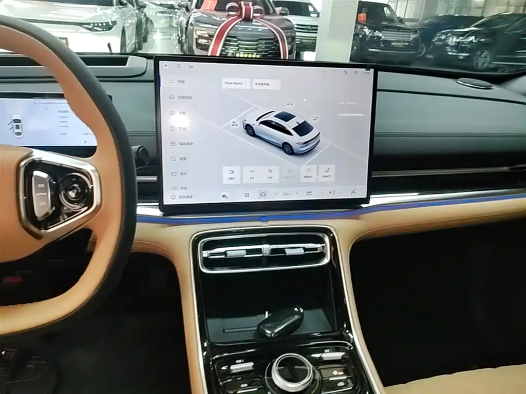 Geely Galaxy Galaxy A7 2025 EM-i фото 13