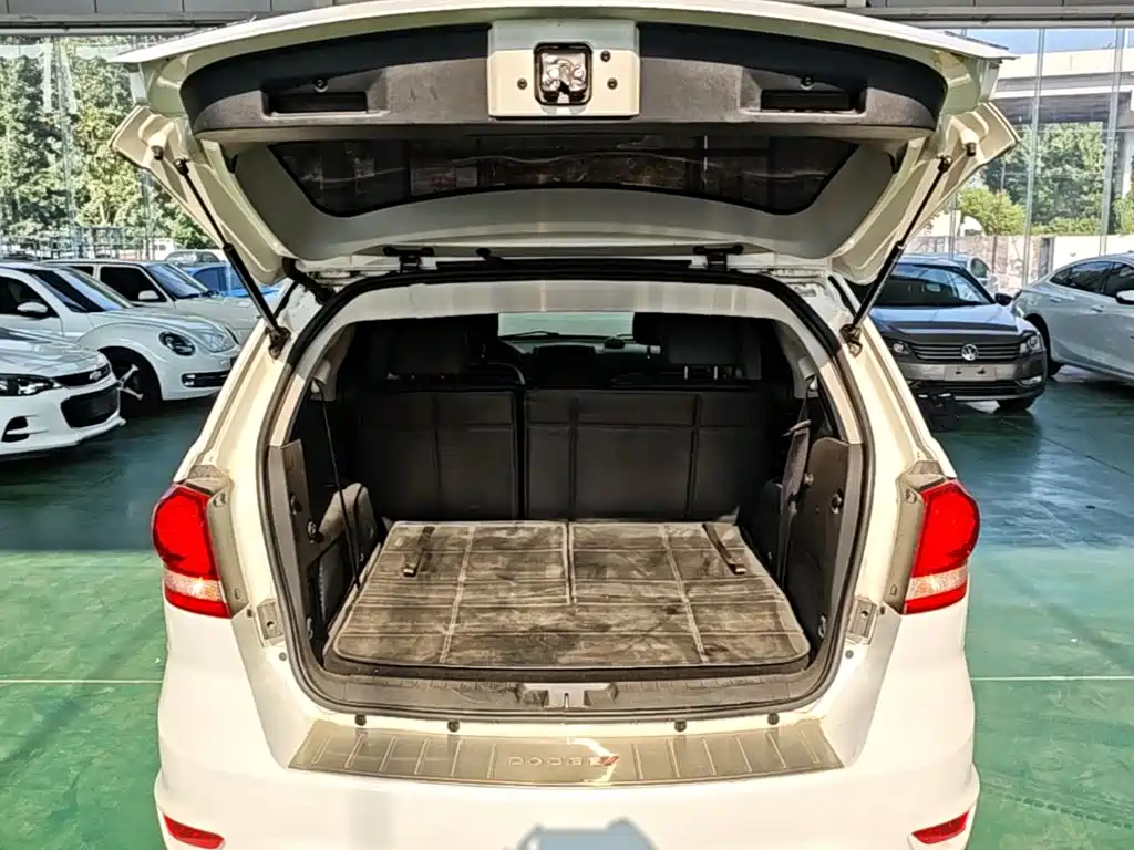 Dodge Journey 2014 2013 Model 2.4L 2WD Premium Edition