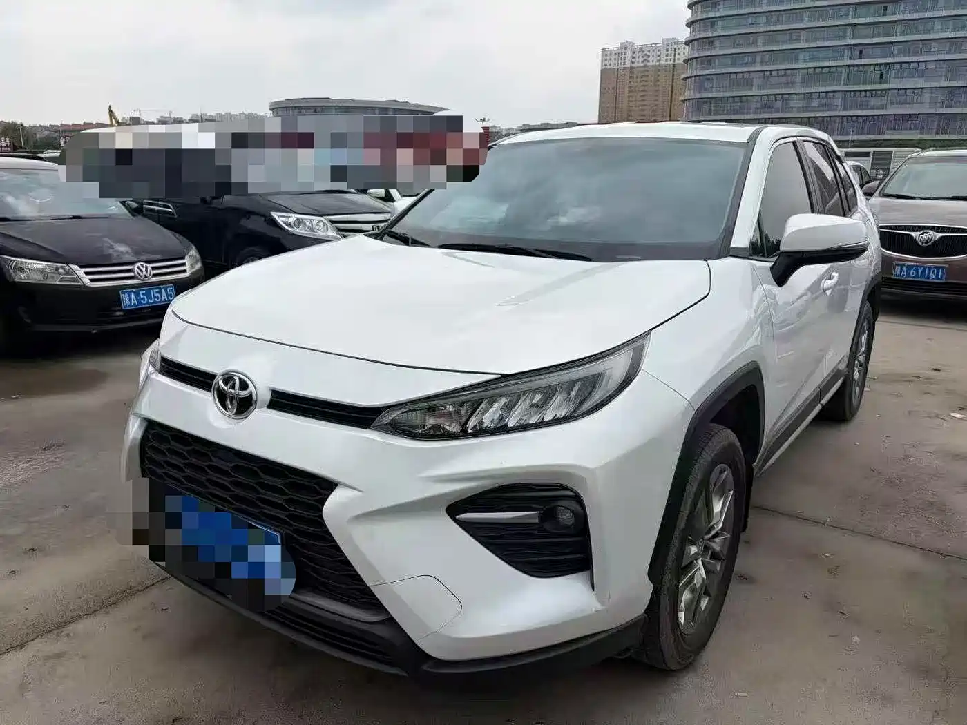 Фото 3 - Toyota Wildlander