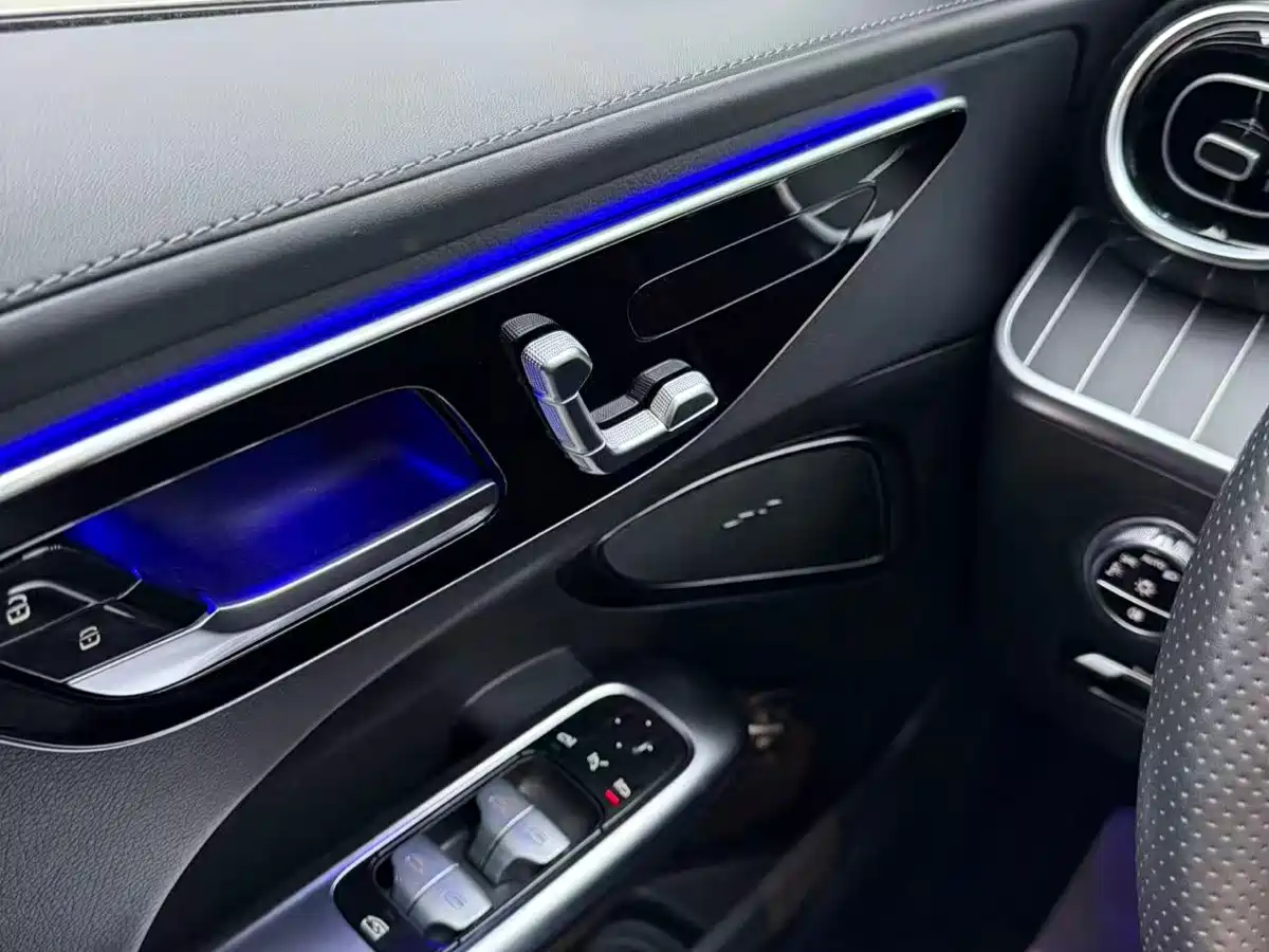 Mercedes-Benz C-Class 2022 C 200 L Sport Version фото 15