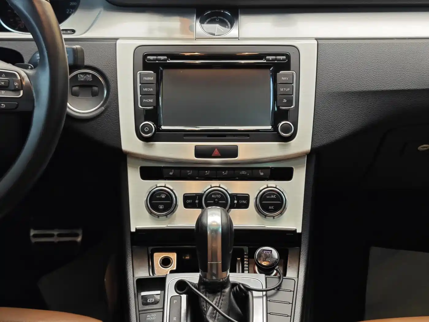Volkswagen FAW-Volkswagen CC 2016 Model 1.8TSI Luxury фото 19