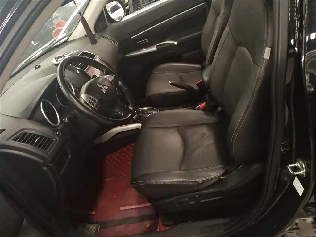 Mitsubishi ASX 2018 2.0L CVT 2WD Premium фото 15