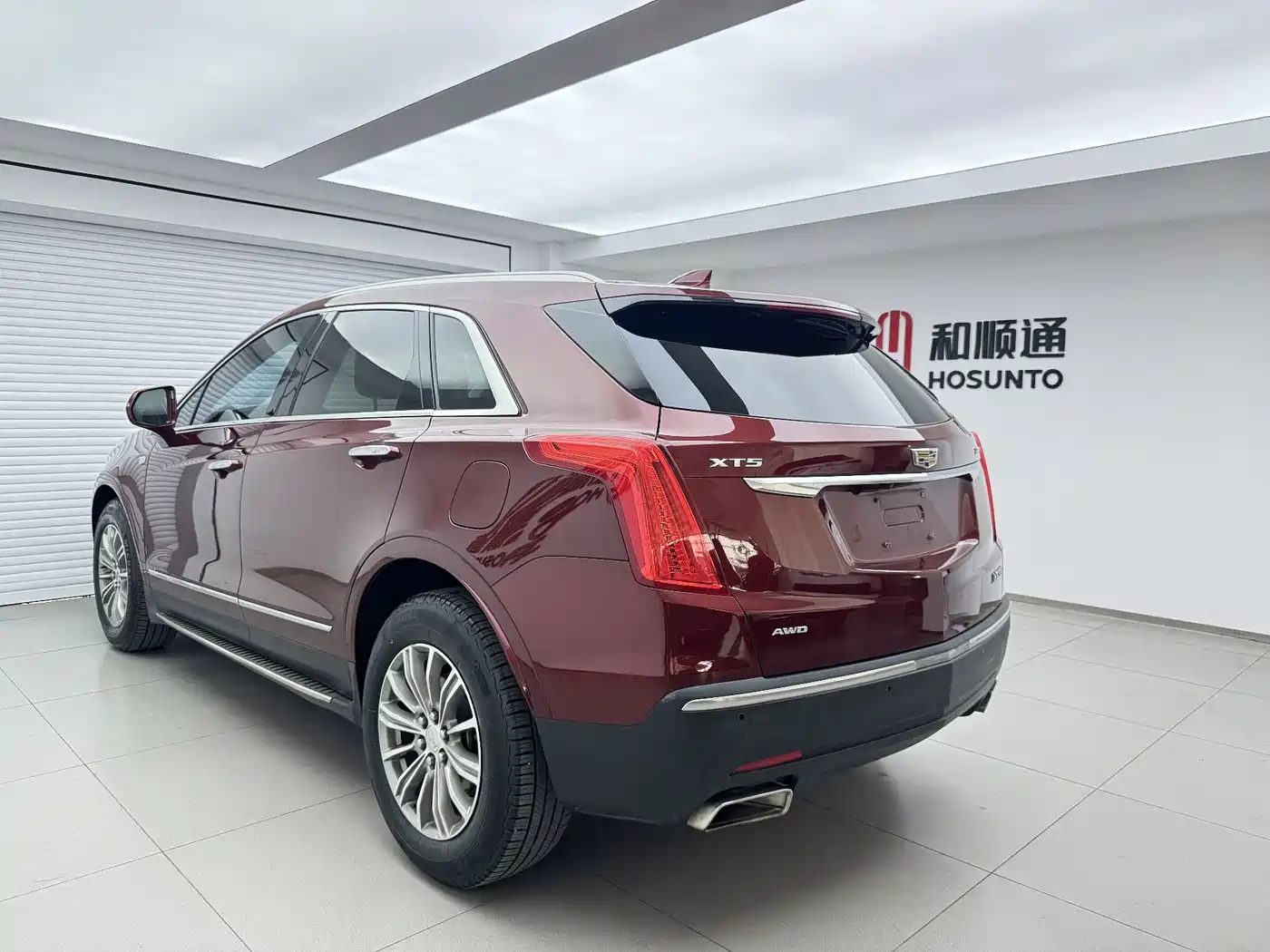 Cadillac XT5 2016 28T AWD Luxury Model фото 9