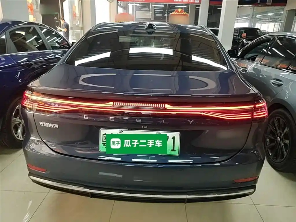 Geely Galaxy Galaxy A7 2025 EM-i фото 6