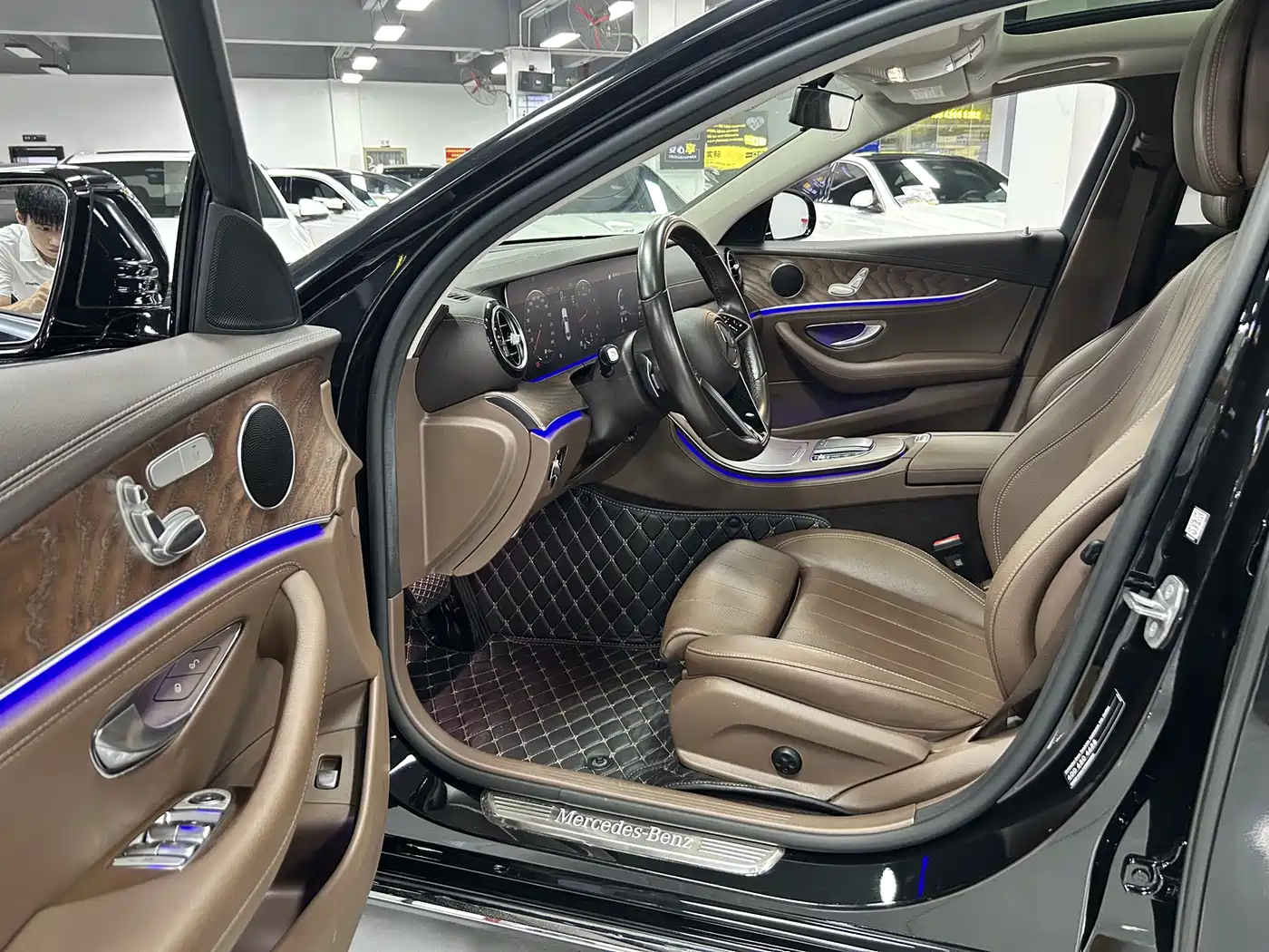 Mercedes-Benz E-Class 2023 E 260 L фото 7