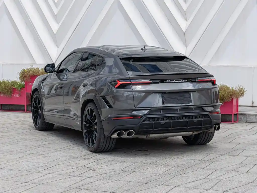 Lamborghini Urus 2024 2023 4.0T V8 S