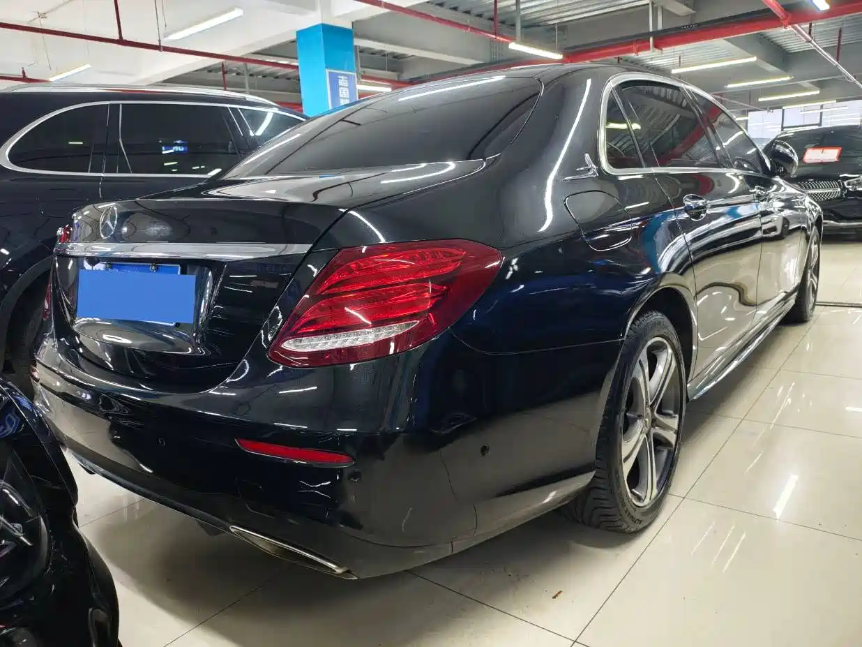Mercedes-Benz E-Class 2019 E 300 L Fashion фото 5