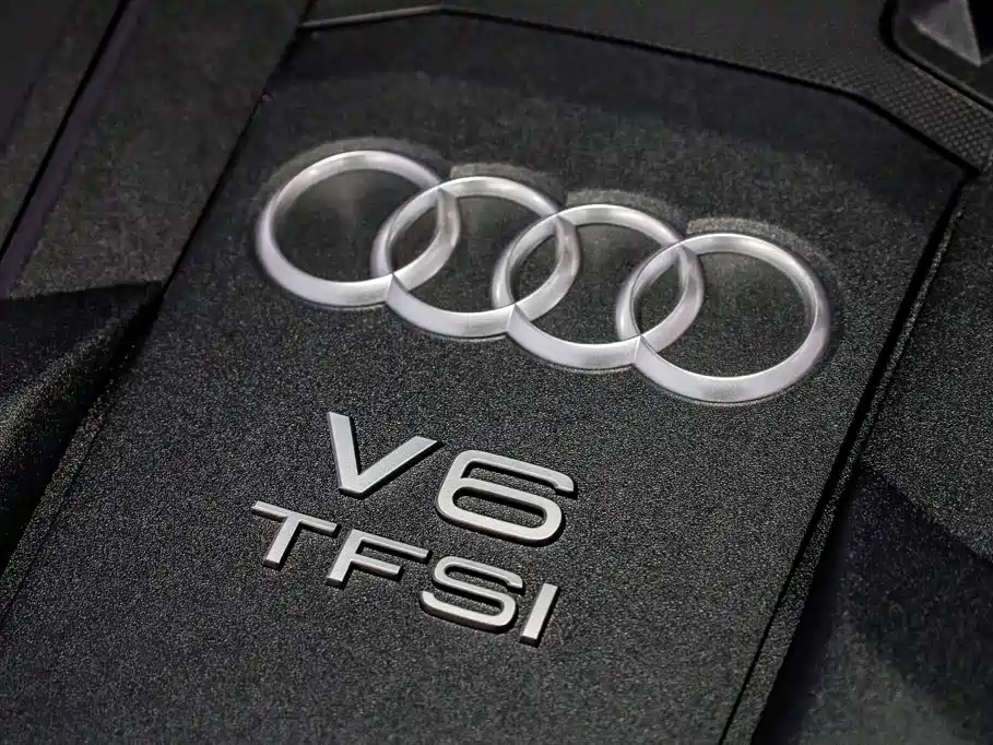 Фото 38 - Audi A8
