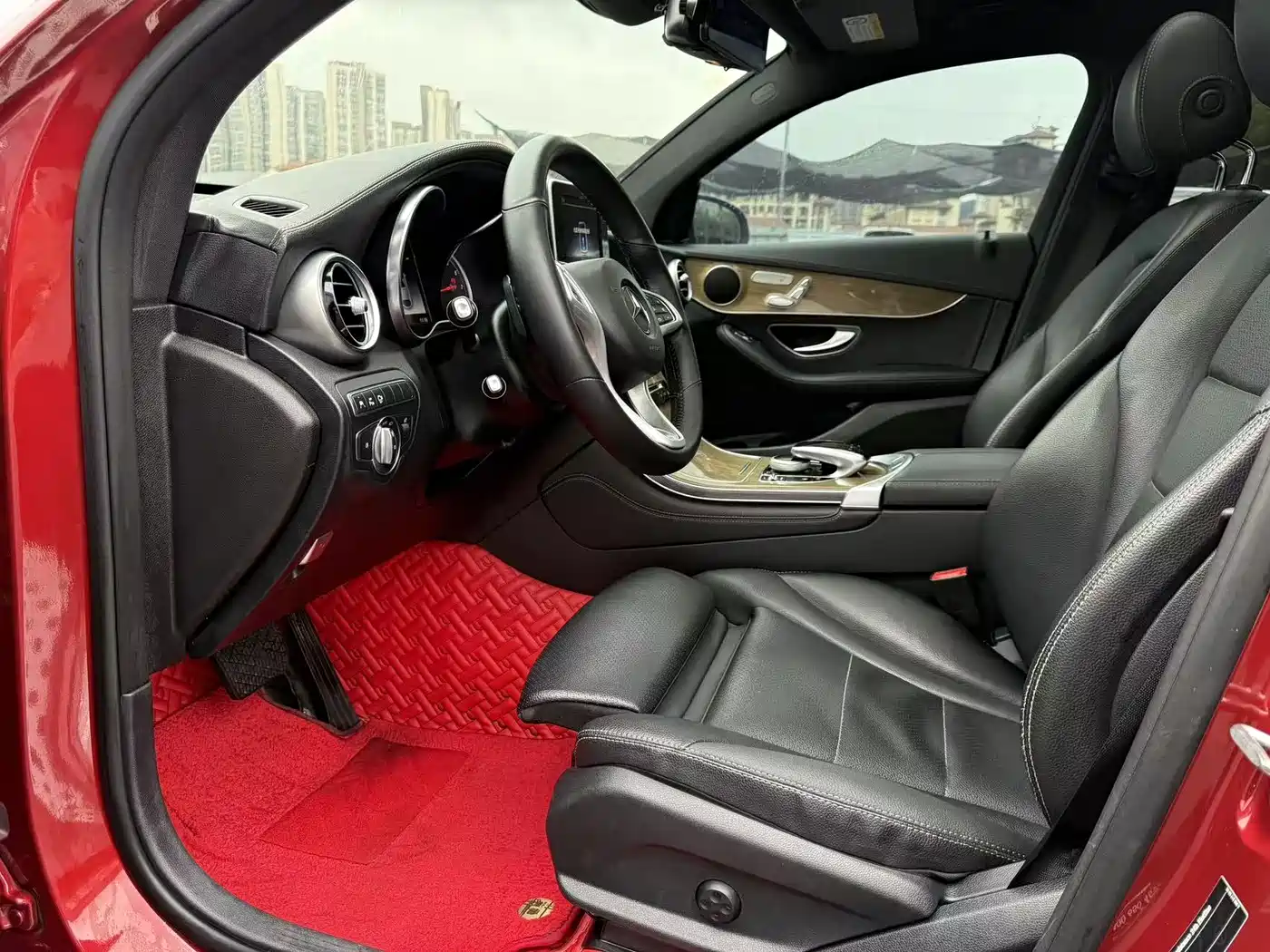 Mercedes-Benz GLC Coupe 2017 GLC 260 4MATIC Coupe SUV фото 12