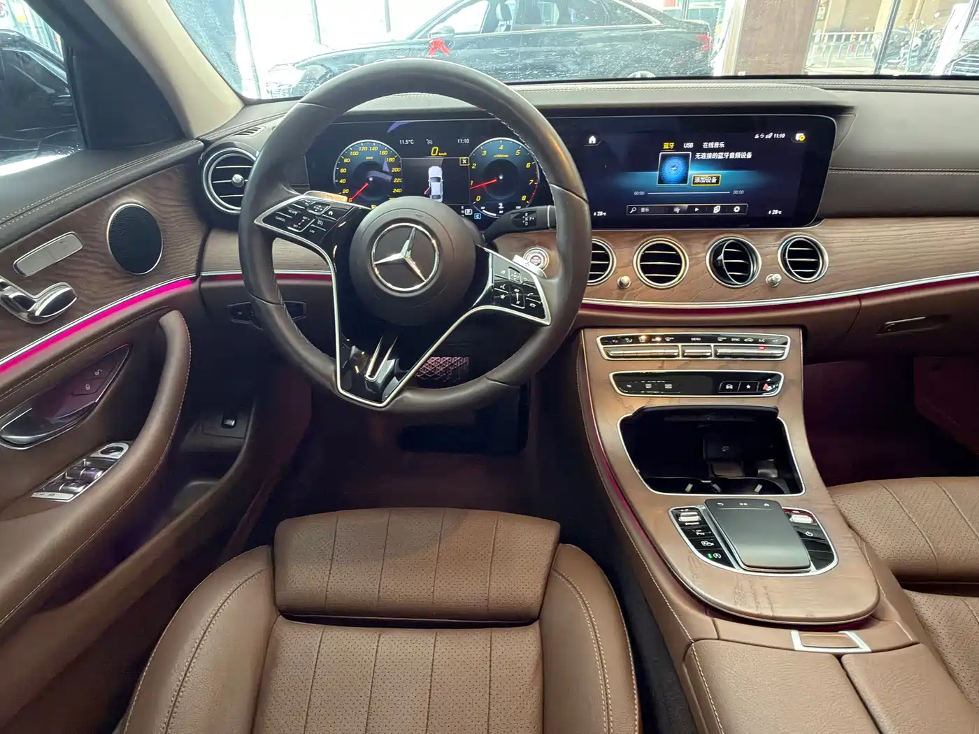 MERCEDES-BENZ E CLASS