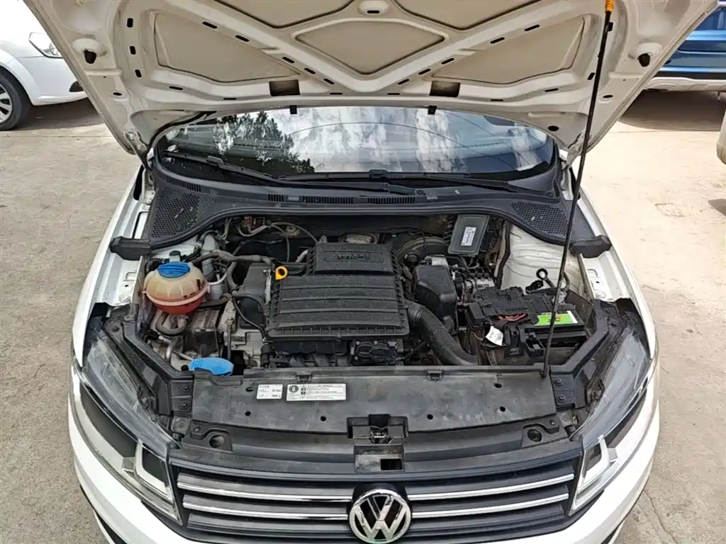 Volkswagen Santana 2016 1.4L Manual Trend Edition фото 20
