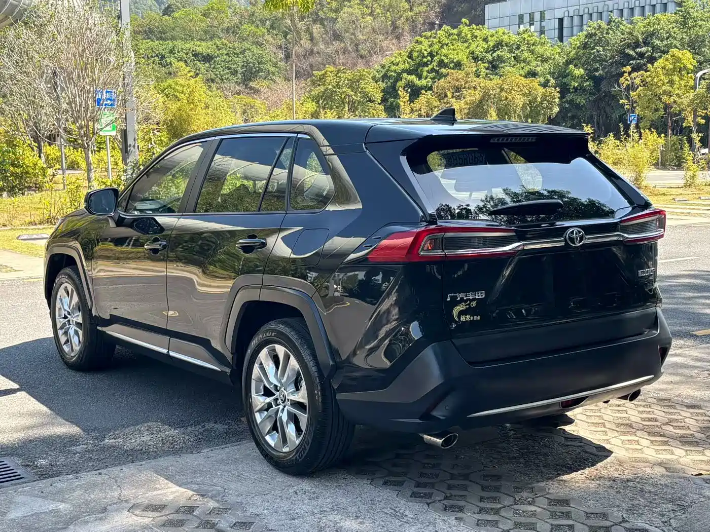 Toyota Wildlander 2023 2.0L CVT FWD Urban фото 9