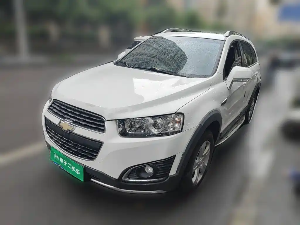 Chevrolet Captiva 2016 2015 2.4L 2WD Urban Edition 5-seater