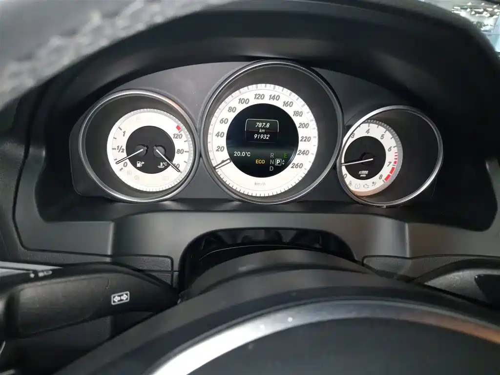 Mercedes-Benz E-Class (Import) 2014 E 200 Coupe фото 12