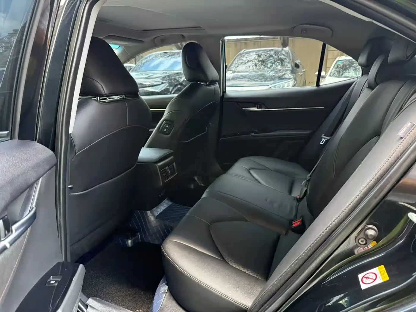Toyota Camry 2018 2.0G Luxury Edition фото 5