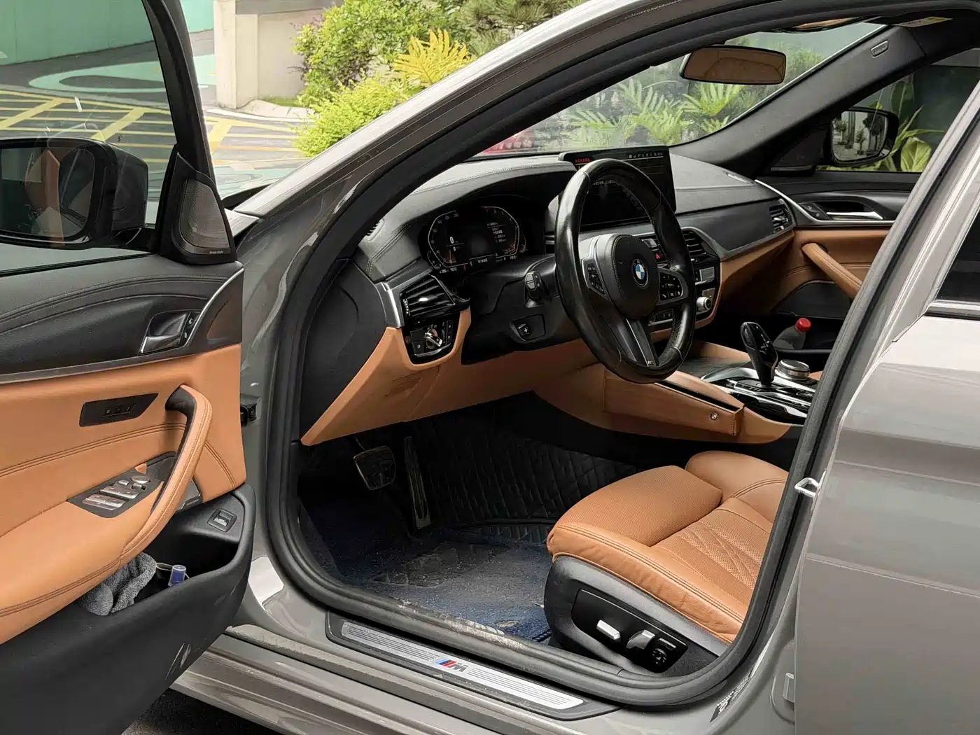 BMW 5 Series (Import) 2022 525i M Sport Package фото 5