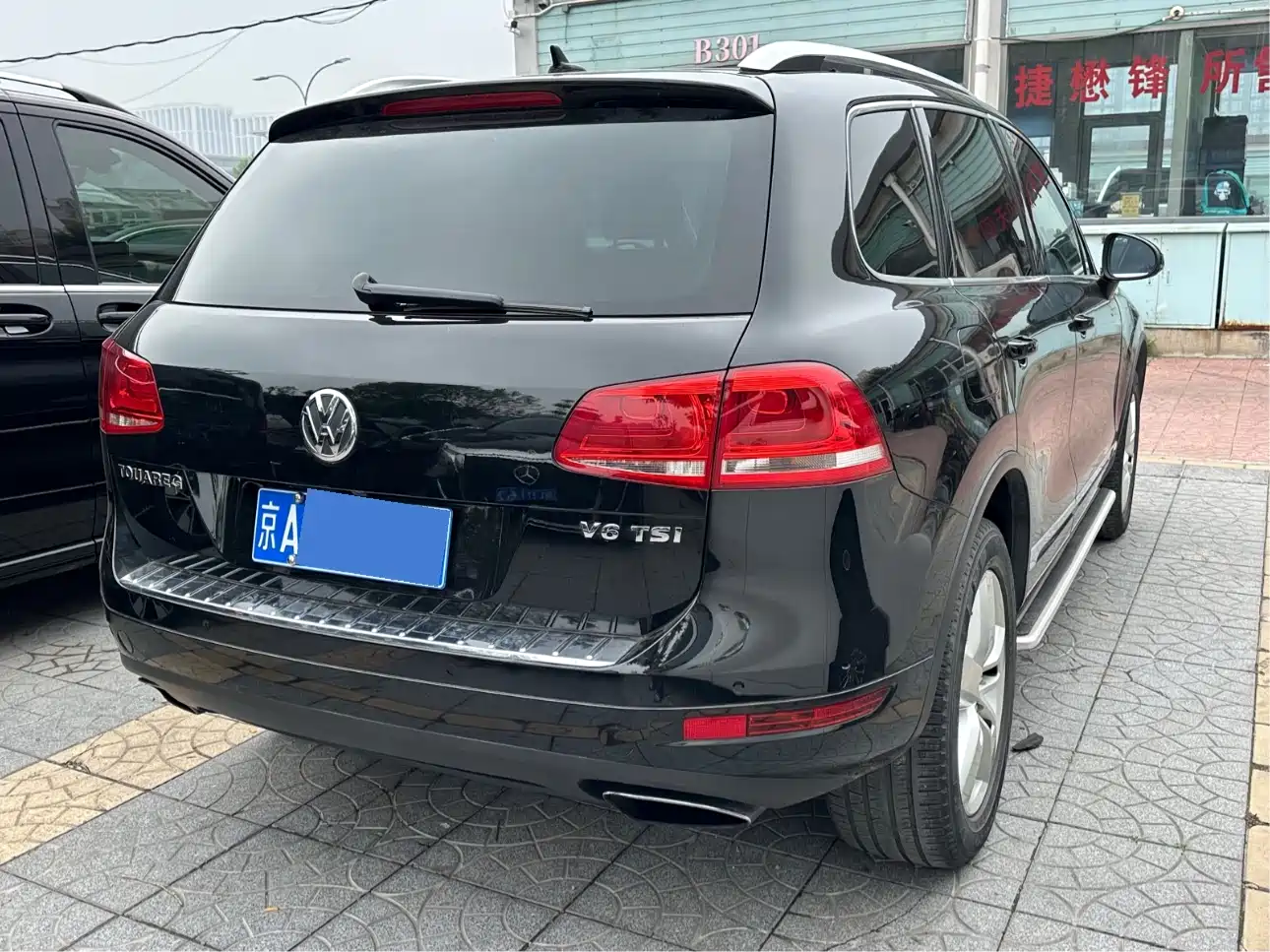 Volkswagen Touareg 2011 3.0TSI Premium фото 4